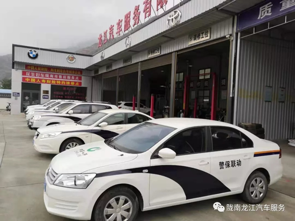 金錘鈑金，銀槍噴漆！龍江汽修值得信賴！