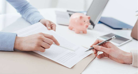 著作權人和與著作權有關的權利人可以授權著作權集體管理組織行使著作權或者與著作權有關的權利。著作權集體管理組織被授權后，可以以自己的名義為著作權人和與著作權有關的權利人主張權利，并可以作為當事人進行涉及著作權或者與著作權有關的權利的訴訟、仲裁活動。著作權集體管理組織是非營利性組織，其設立方式、權利義務、著作權許可使用費的收取和分配，以及對其監(jiān)督和管理等由國務院另行規(guī)定。