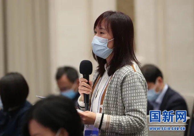 國新辦舉行制造業(yè)中小微企業(yè)緩稅政策國務(wù)院政策例行吹風(fēng)會(huì)（2）